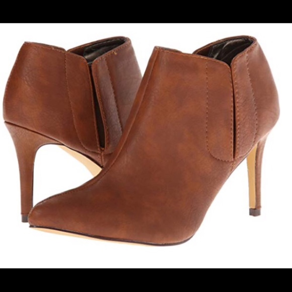 🌻Michael Antonio Whiskey Colored Booties🌻
